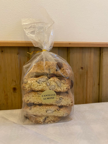 cantucci almond cookies